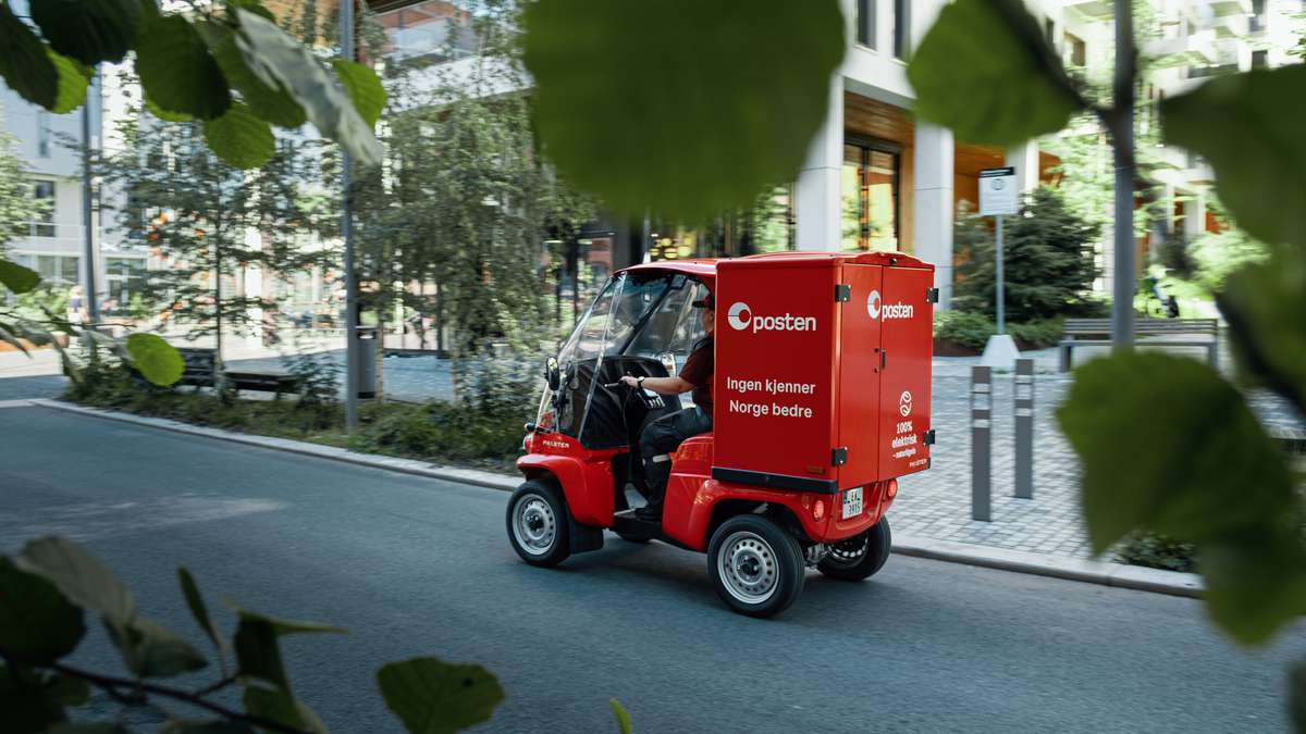 Paxster i Posten-farger kjører i Oslo